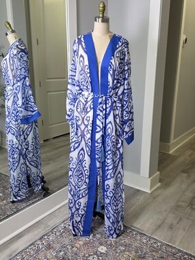 Blue & White Ikat Patterned Kimano Dress with Tie Waist Chiffon